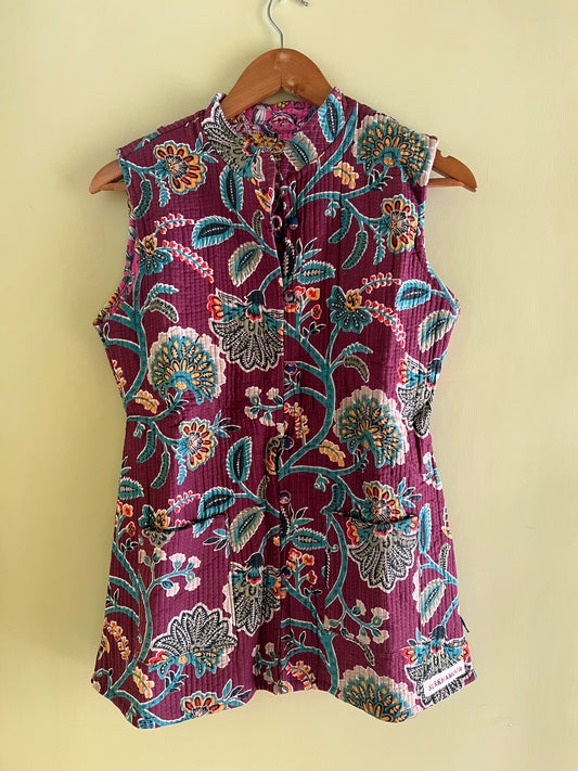 Maroon Cut Sleeves Kantha Reversible Jacket